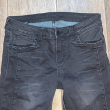 Load image into Gallery viewer, Size 6 KUT From The Kloth Black Shinny Zip Ankle Skinny Jeans