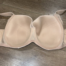Load image into Gallery viewer, 42 DD Soma Nude Lace Full Coverage Bra plus
