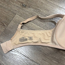 Load image into Gallery viewer, 42 DD Soma Nude Lace Full Coverage Bra plus