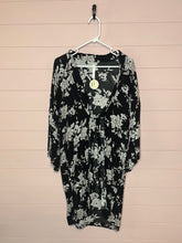 Load image into Gallery viewer, One Size Spiritual Gangster Black Floral Print Kimono

