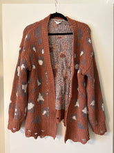 Load image into Gallery viewer, Medium Loveriche Frayed Edge Leopard Cardigan
