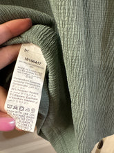 Load image into Gallery viewer, 4X Emery Rose Ruffle Top
