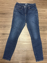 Load image into Gallery viewer, 14/32 Good American High Rise Good Legs Sculpting Skinny Jeans
