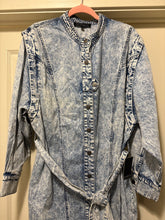 Load image into Gallery viewer, Size 18 Eloquii NWT Acid Wash Denim Button Front Dress
