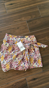 Zara NWT Medium Floral Print Skirt