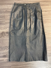 Load image into Gallery viewer, Vintage 11/12 (medium) Black Genuine Leather Straight Skirt
