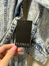 Load image into Gallery viewer, Size 18 Eloquii NWT Acid Wash Denim Button Front Dress
