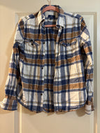 Men’s Small Flannel Button Up
