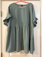 4X Emery Rose Ruffle Top