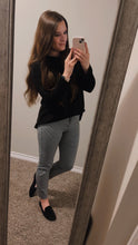 Load image into Gallery viewer, 10 Tall Old Navy Pixie Mid Rise Black White Printed Dress Pants
