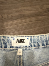 Load image into Gallery viewer, Size 27 Paige Noella Jeans
