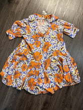 Load image into Gallery viewer, XS Free People NWOT Floral Boho Shift Dress

