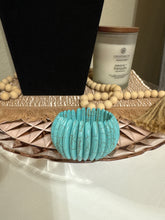 Load image into Gallery viewer, Chunky Stretchy Turquoise Beaded Bracelet
