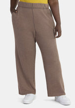 Load image into Gallery viewer, 1X (16-18W) Terra &amp; Sky NWT Brown Waffle Knit Pants
