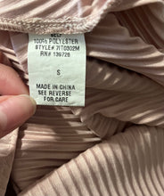 Load image into Gallery viewer, Small Honey Punch Light Pink Flowy Tank
