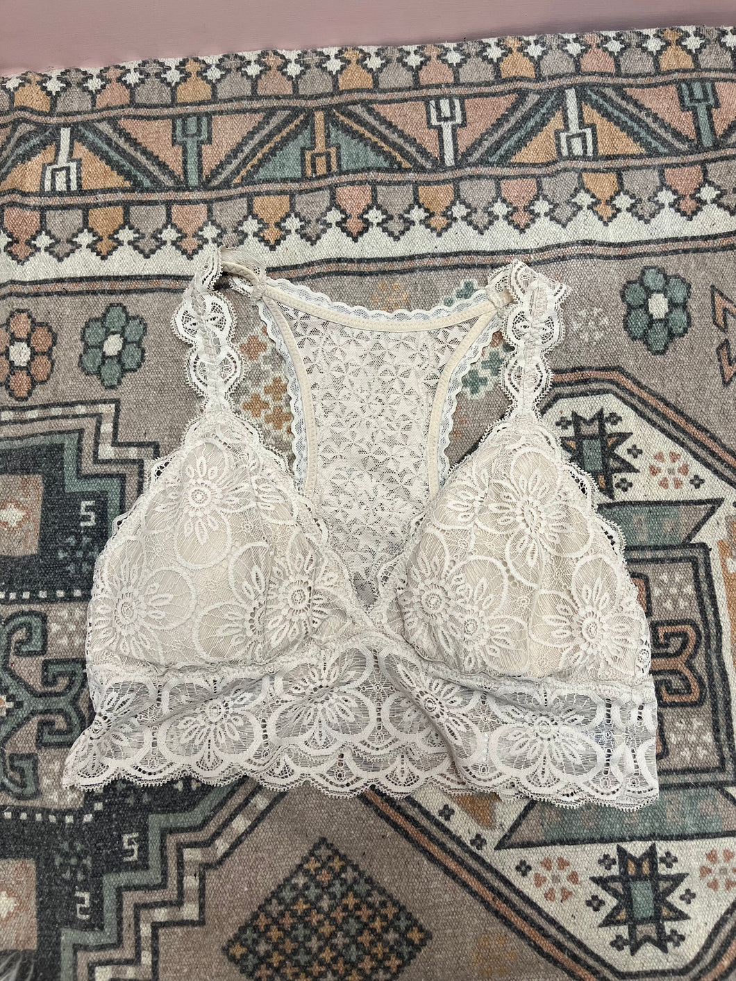 Medium Aerie Tan Lace Bralette