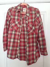 Load image into Gallery viewer, Small Mudd long Sleeve Flannel Button Up Shirt
