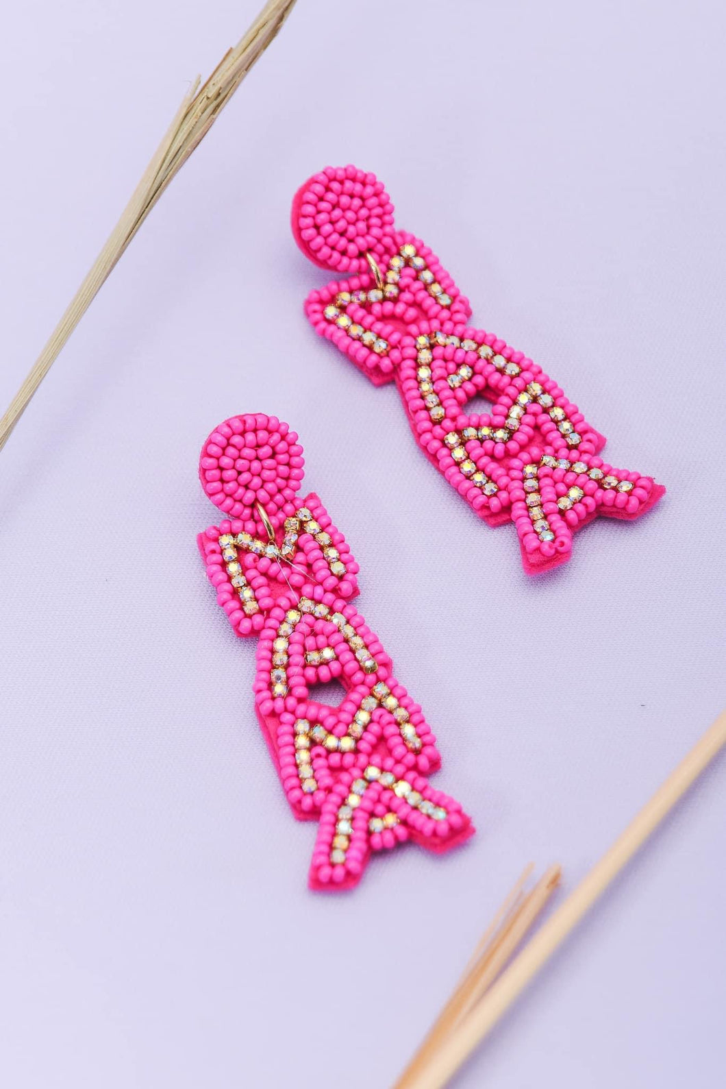 Pink mama beaded earrings 🩷🥹