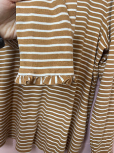 1X Croft & Barrow Brown Stripe Ruffle Top