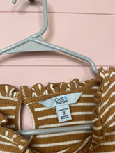 Load image into Gallery viewer, 1X Croft &amp; Barrow Brown Stripe Ruffle Top
