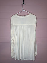 Load image into Gallery viewer, 4XL Torrid NWT Ivory Peasant Style Plus Size Blouse
