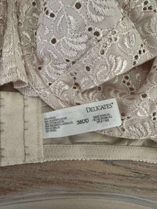 Delicates 38DD Ivory Lace Bra