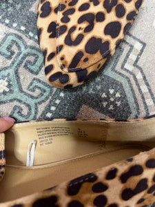 9W Time & Tru Leopard Pointy Toe Flats