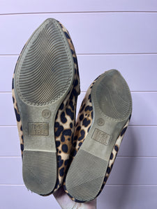 9W Time & Tru Leopard Pointy Toe Flats