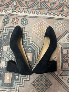 8.5 Franco Sarto Black Pumps