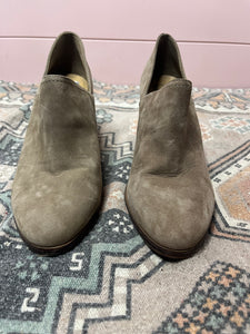 8.5 Giant Bini Heeled Slip On Mules