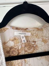 Load image into Gallery viewer, One Size Maurice’s Boho Floral Lace Kimono
