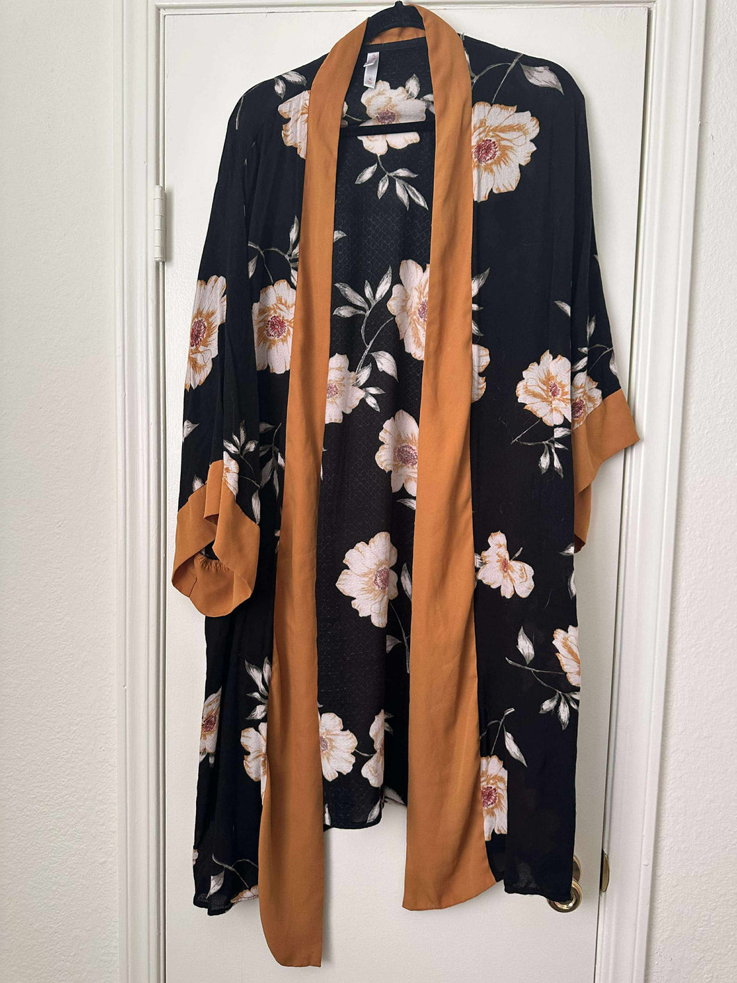 XL Xhiliration Black Boho Floral Kimono