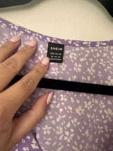 Load image into Gallery viewer, XL SHEIN Purple Floral Dress
