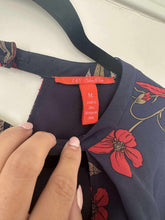 Load image into Gallery viewer, Medium Chelsea &amp; Violet Navy Floral Boho Tunic Dress
