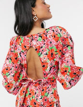 Load image into Gallery viewer, Size 4 ASOS Floral Mini Wrap Dress
