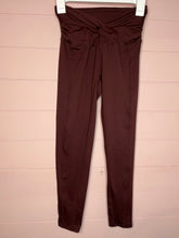 Load image into Gallery viewer, XS Free People Intimately Maroon Leggings
