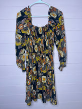 Load image into Gallery viewer, Medium Angie Black Boho Floral Printed Dress
