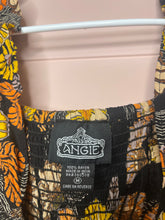 Load image into Gallery viewer, Medium Angie Black Boho Floral Printed Dress
