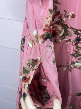 Load image into Gallery viewer, 2XL YesNo NWT Thin Pink Floral Plus Size Dress
