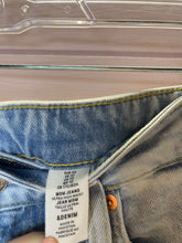 Load image into Gallery viewer, Size 10 &amp;Denim H&amp;M Ultra High Rise Mom Jeans
