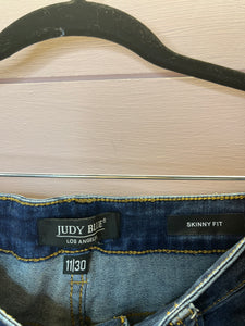 Size 11/30 Judy Blue Skinny Jeans