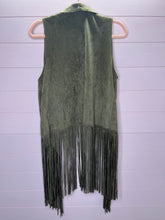 Load image into Gallery viewer, One Size Do Everything In Love Brown Suede Fringe Vest
