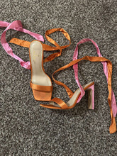 Load image into Gallery viewer, 8 Lulus Pink &amp; Orange Tie Up Heels
