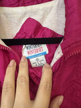 Load image into Gallery viewer, Small Winterset Vintage Hot Pink Wind Breaker Bomber Jacker
