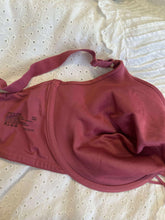 Load image into Gallery viewer, 44DD Vanity Fair Pink Lace Bra
