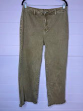 Load image into Gallery viewer, XL Zenana Acid Wash High Rise Frayed Hem Straight Denim Jeans
