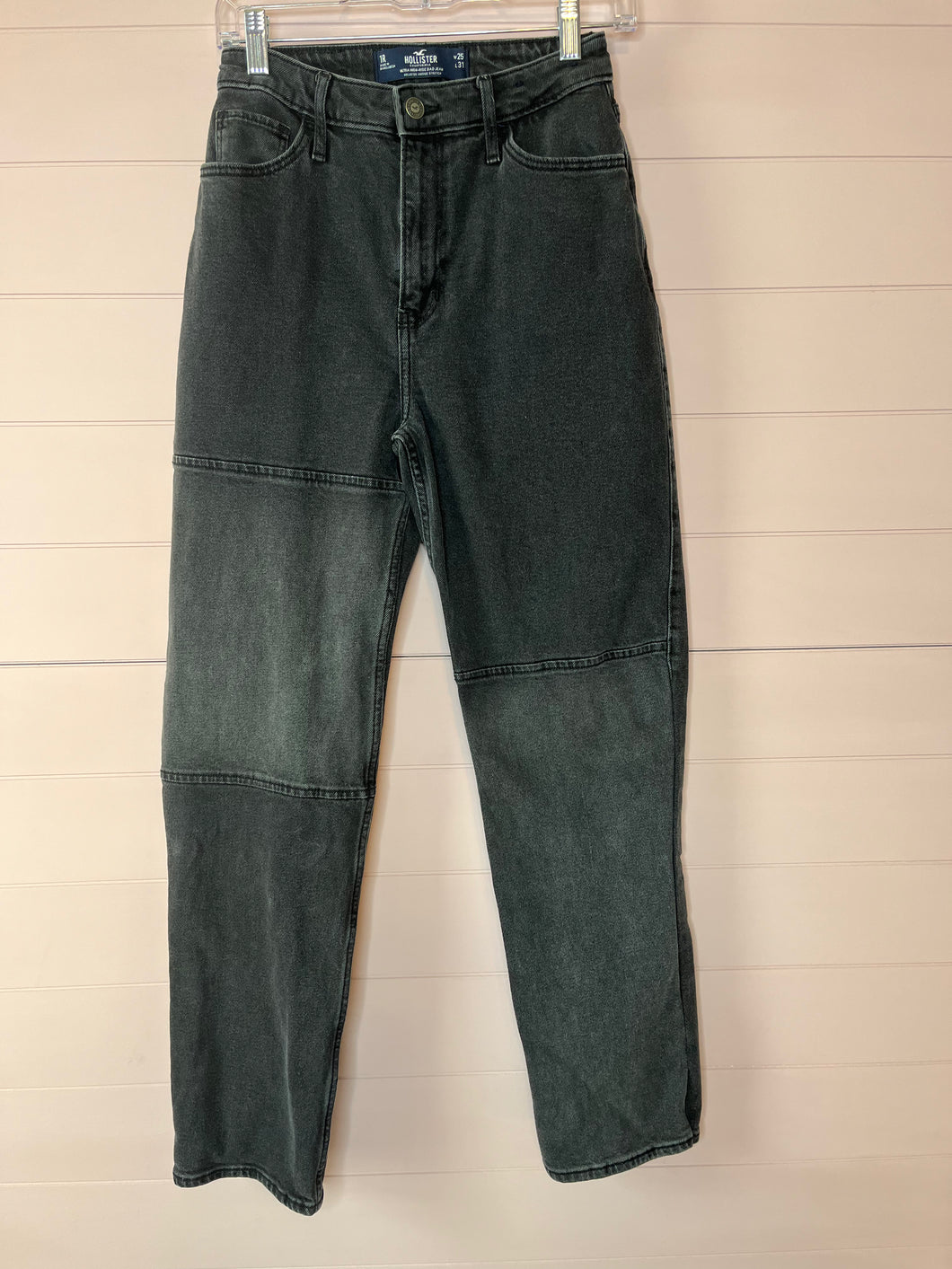 Size 1R/25 Hollister Black Ultra High-Rise Dad Jeans