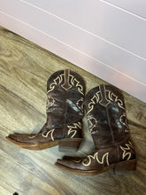 Load image into Gallery viewer, Size 7 Pecos Bill Cowgirl Forever Pointy Toe Cowboy Boots
