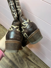 Load image into Gallery viewer, Size 7 Pecos Bill Cowgirl Forever Pointy Toe Cowboy Boots
