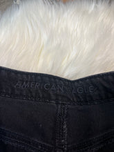 Load image into Gallery viewer, Size 6 X-Long American Eagle Black Highest Rise Mom Jean
